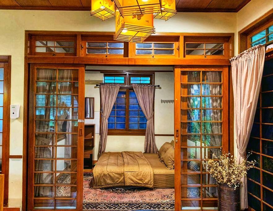 Designer Villa Tokyo Cianjur Buitenkant foto